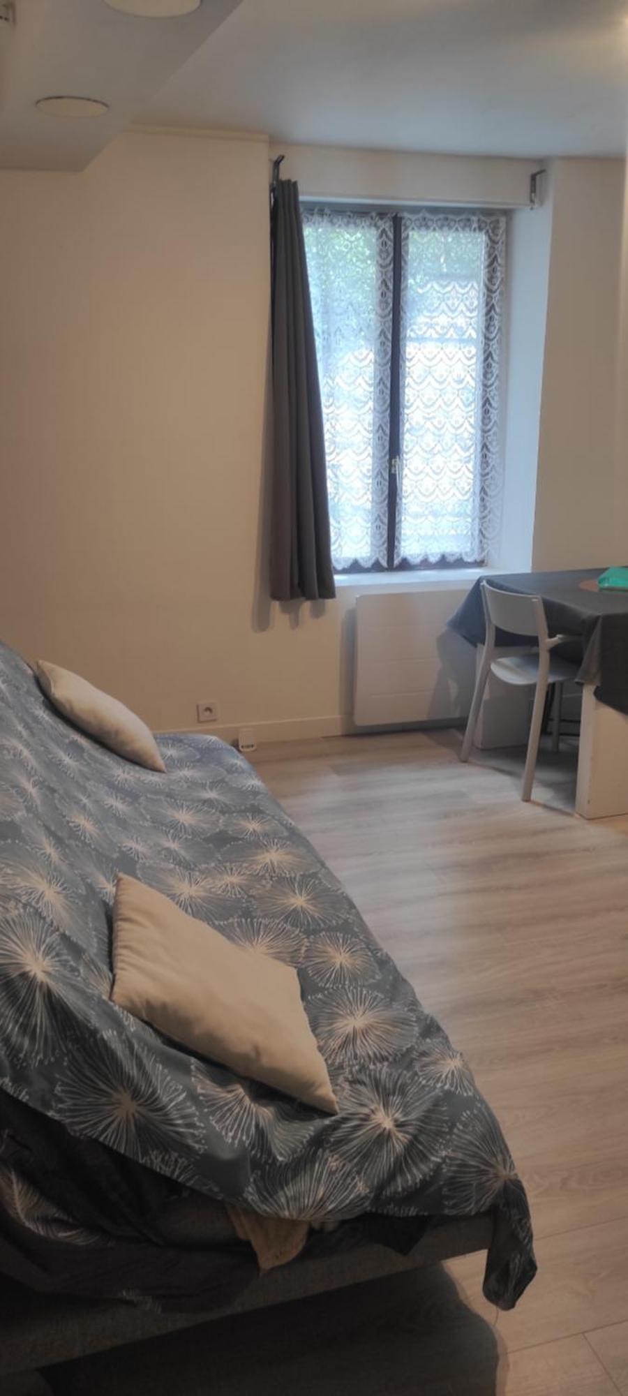Superbe Appartement En Plein Centre Ville Viarmes Exterior photo